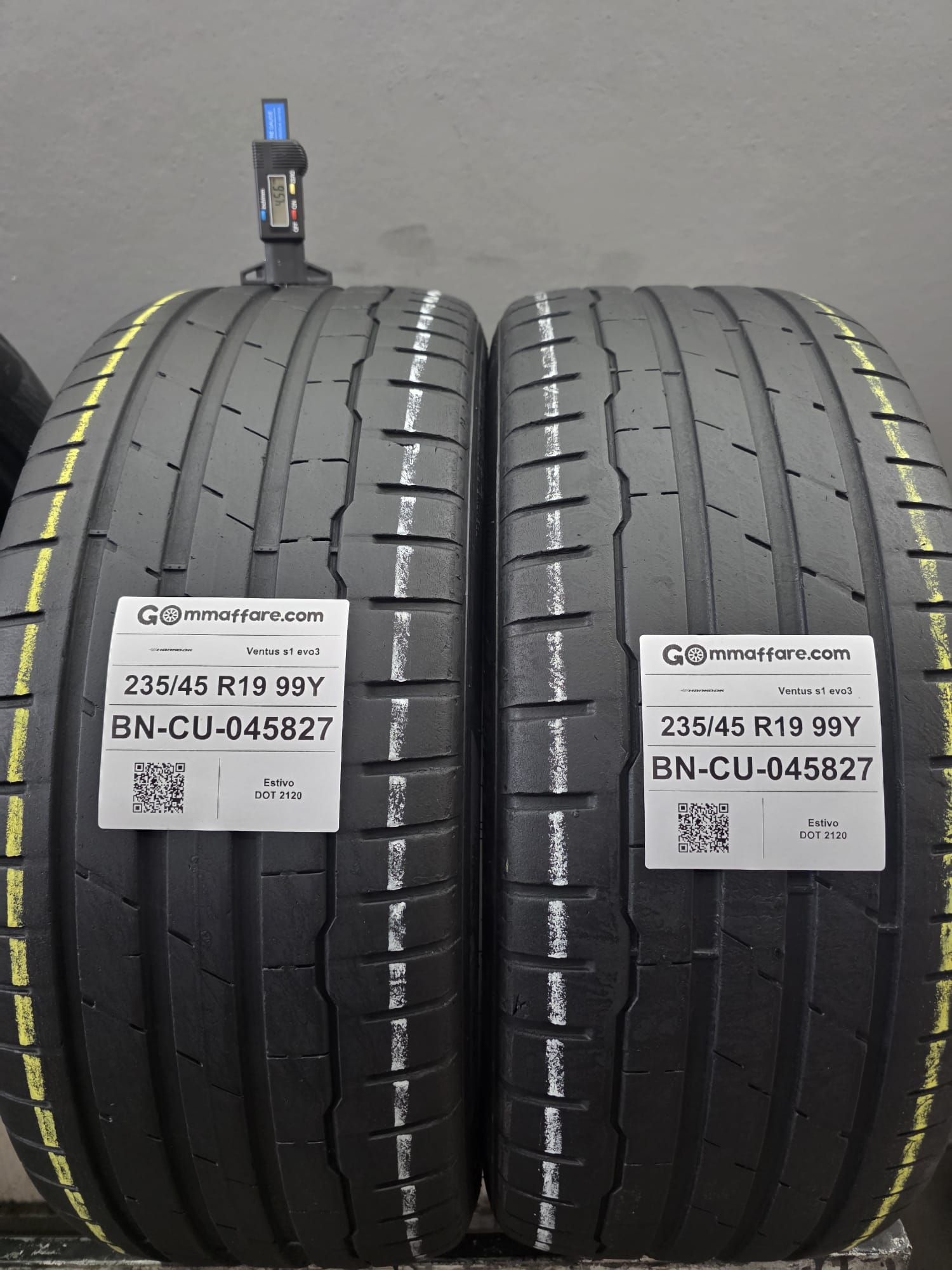 Hankook Ventus s1 evo3 235/45 R19